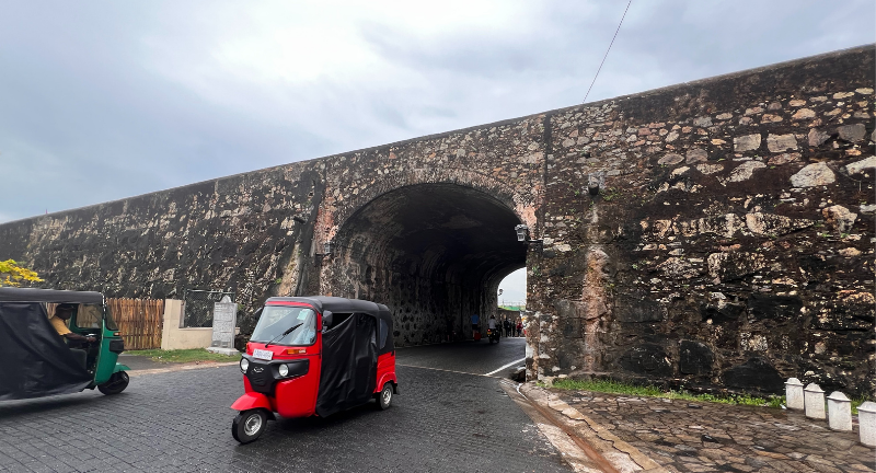 20251013スリランカ人材サポートの第一歩〜200名の学生に届けた説明会と現地の魅力｜熊本県GMT協同組合