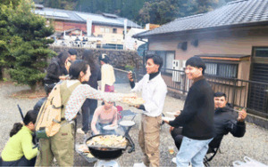 五木村の秋祭りで実習生歓迎会を開催しました｜熊本県GMT協同組合