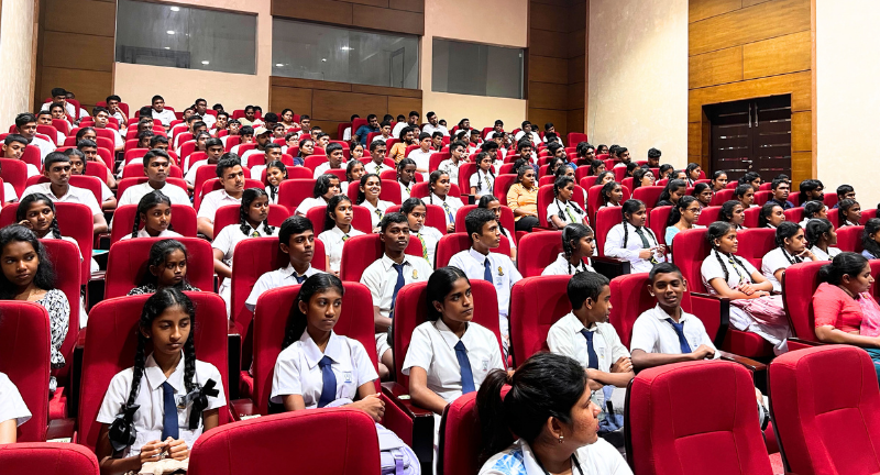 20251013スリランカ人材サポートの第一歩〜200名の学生に届けた説明会と現地の魅力｜熊本県GMT協同組合